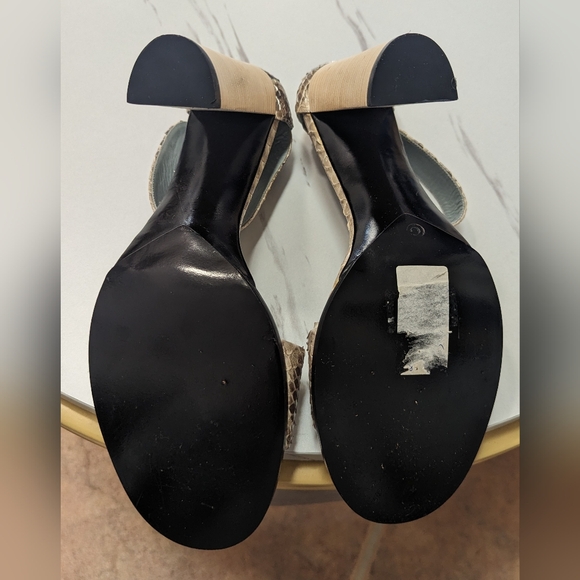 Gucci Chunky Heel Sandal - Picture 2 of 4